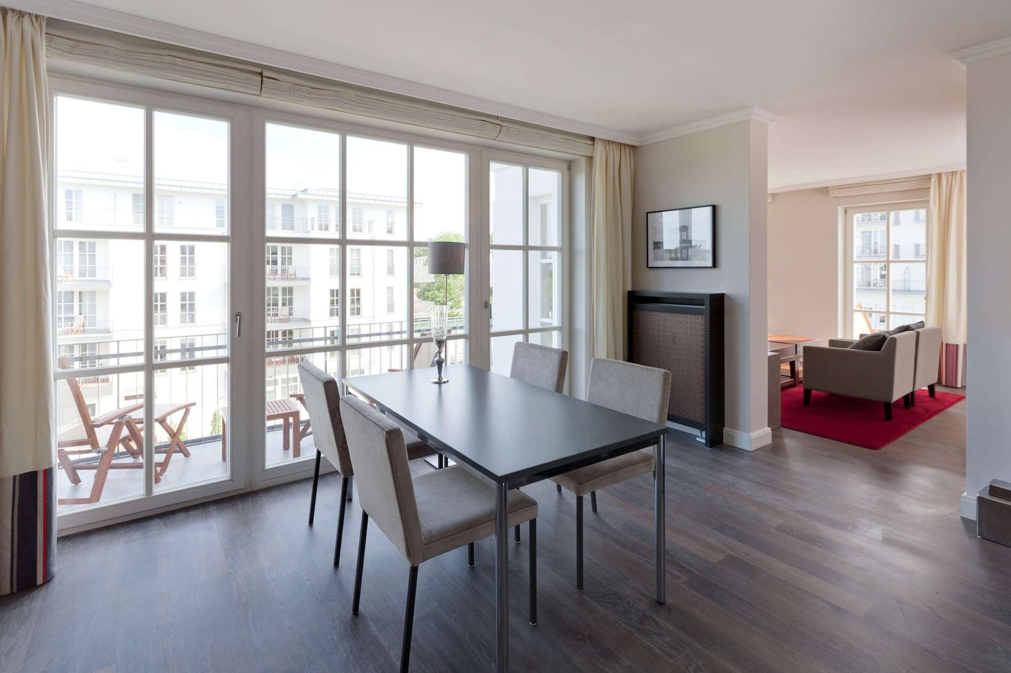 Steigenberger Grandhotel & Hotel 5*